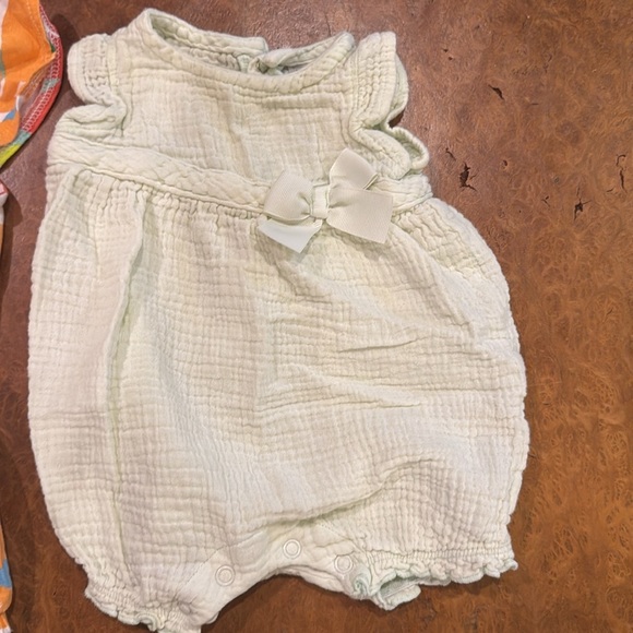 Carters Rompers 3 Months - Picture 3 of 3